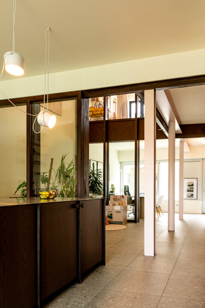 moderne-architectuur-renovatie-keuken-leefkeuken-interieur-pelt-1